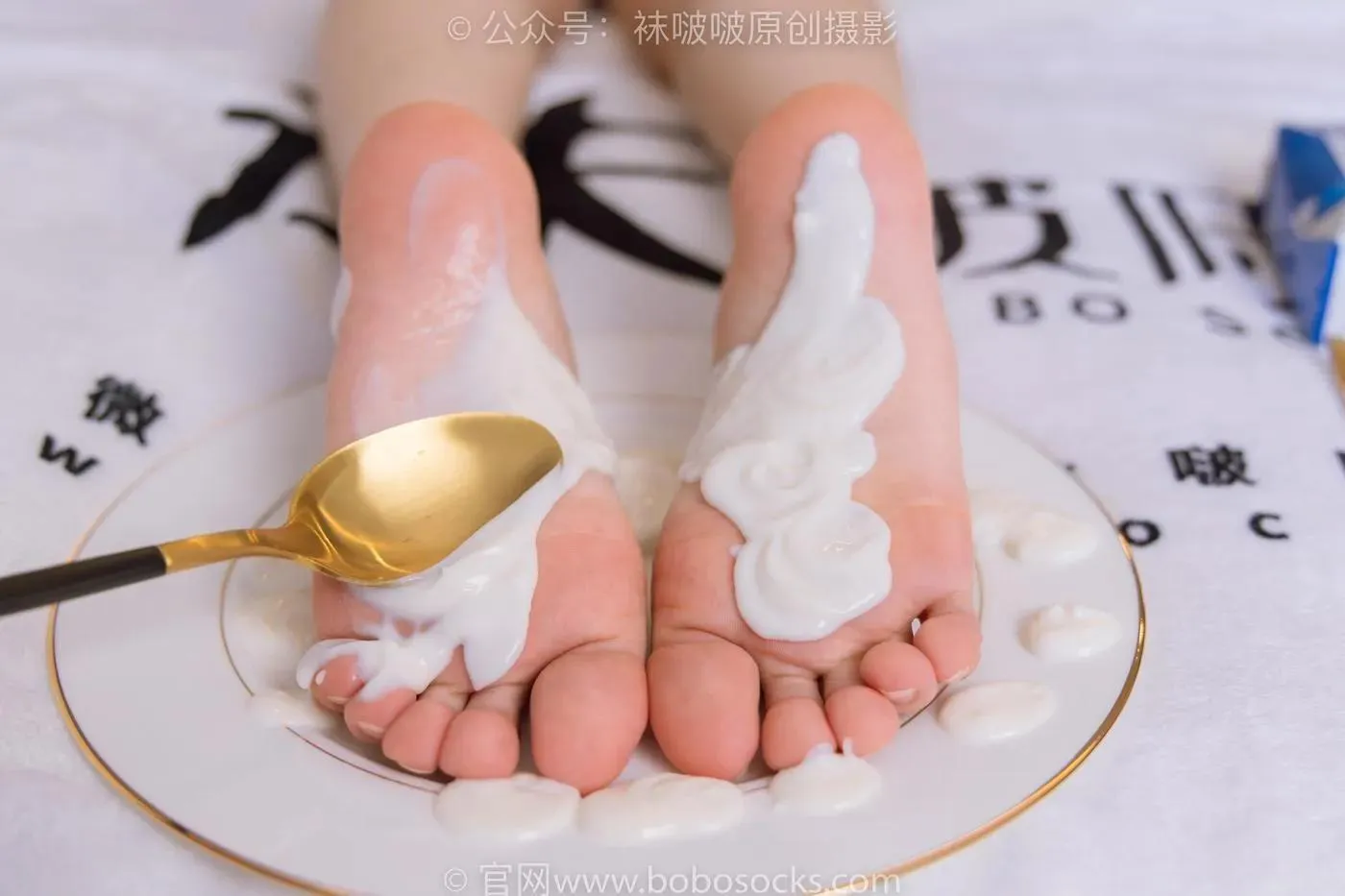 [BoBoSocks袜啵啵]NO.180 苏苏-高跟鞋、肉丝、裸足、踩酸奶剧情 [161P]插图9